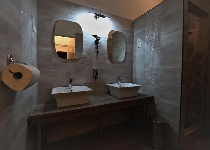 Fine * Белград